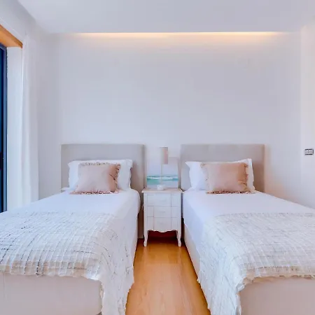Vale Do Lobo, 'golf By The Pool' 2 Bedroom Apartment Vale do Lobo