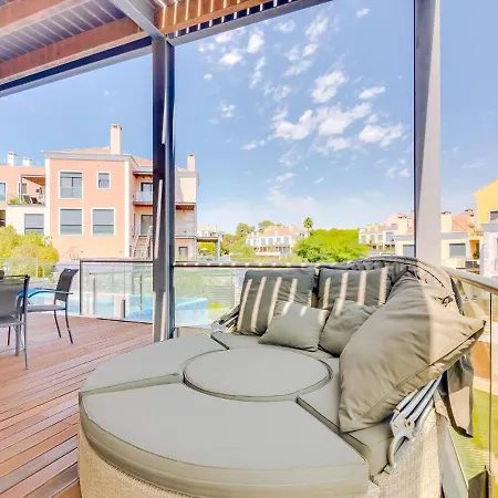 Vale Do Lobo, 'golf By The Pool' 2 Bedroom Apartment *