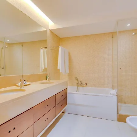 Vale Do Lobo, 'golf By The Pool' 2 Bedroom *