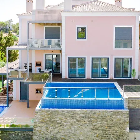 Vale Do Lobo, 'golf By The Pool' 2 Bedroom Apartment