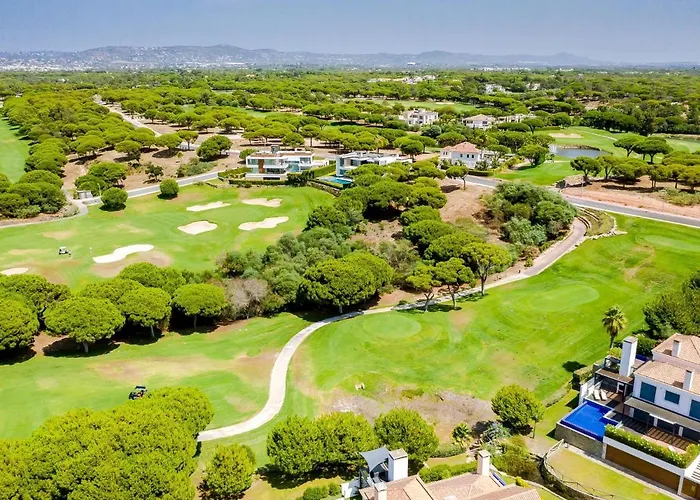 Vale Do Lobo, 'golf By The Pool' 2 Bedroom *