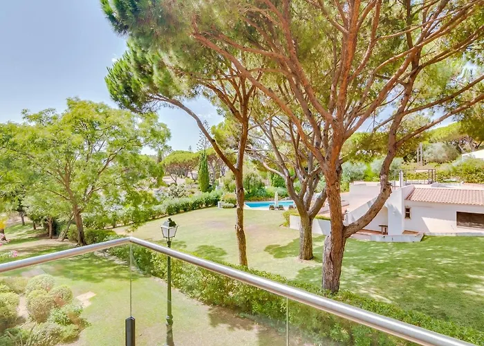 Vale Do Lobo, 'golf By The Pool' 2 Bedroom Apartament