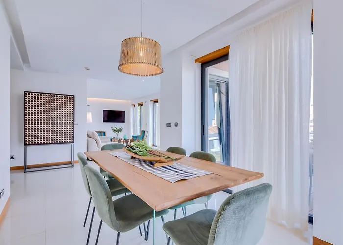 Vale Do Lobo, 'golf By The Pool' 2 Bedroom *